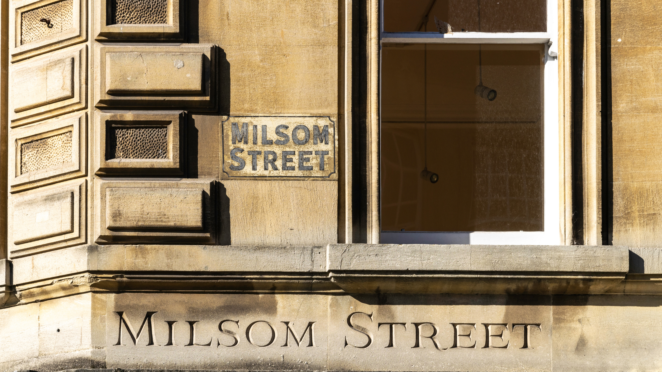 £367K Bridging Loan for Semi-Commercial Property Conversion in Bath