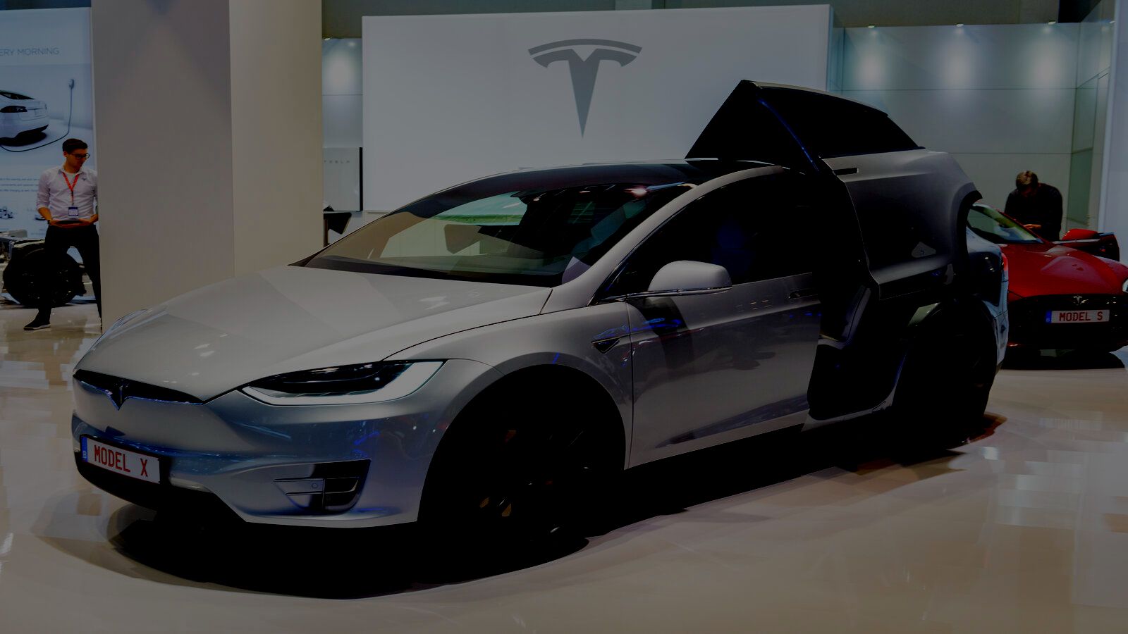 Best Ways To Finance A Tesla in the UK