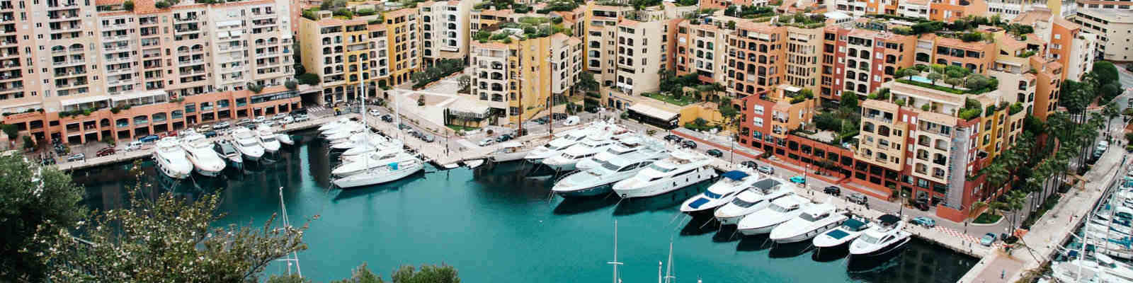 Riviera-yacht-marina