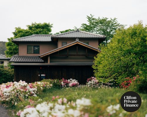 £1.2M Bridging Loan Secured to Complete Dream Home Purchase in Oxfordshire